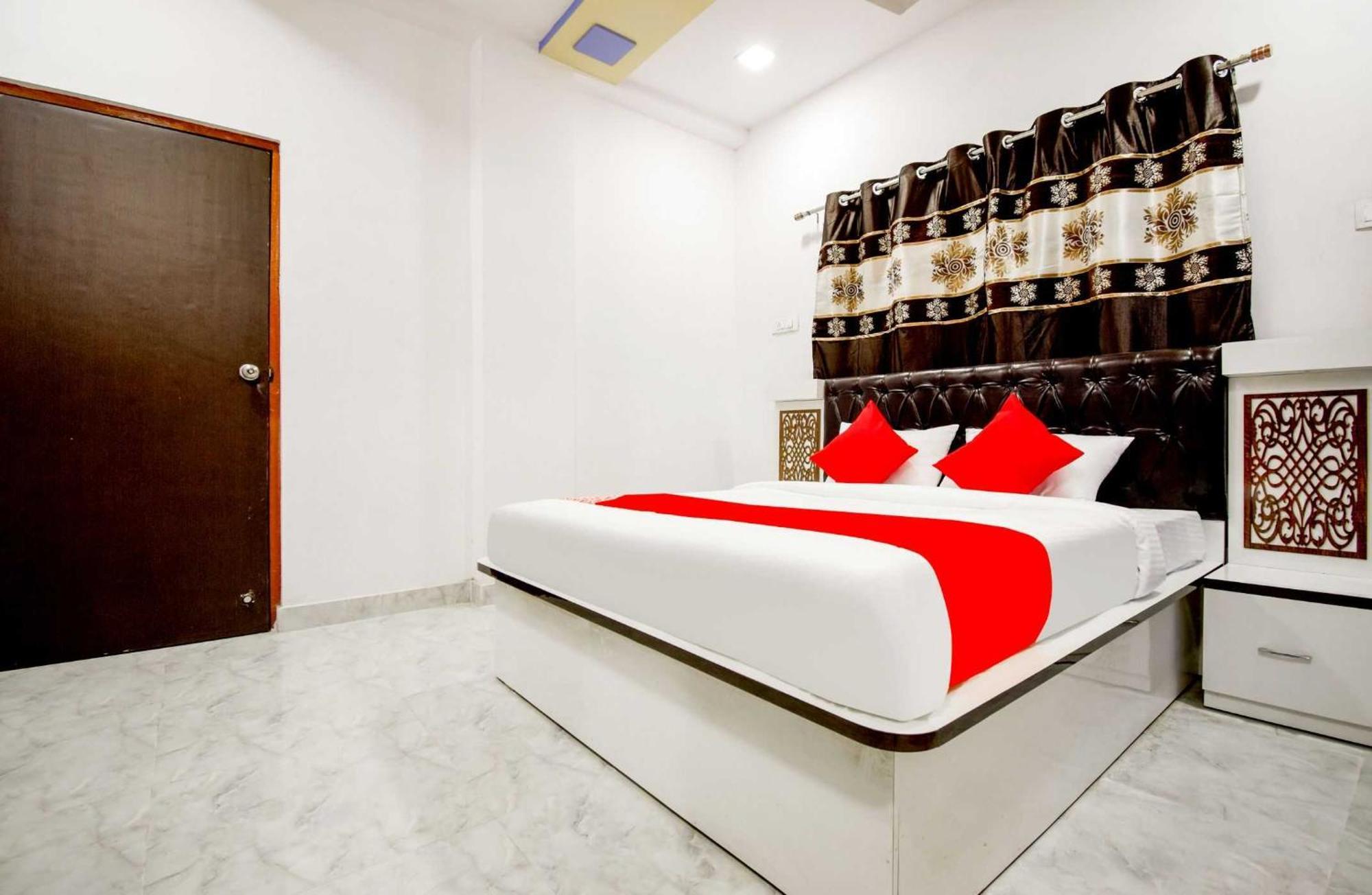Oyo Flagship Mariyam Service Apartments Nagpur Buitenkant foto